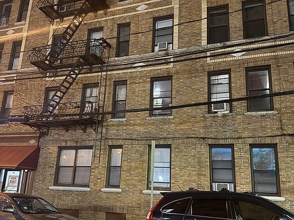 5th image of 5313 Hudson Ave