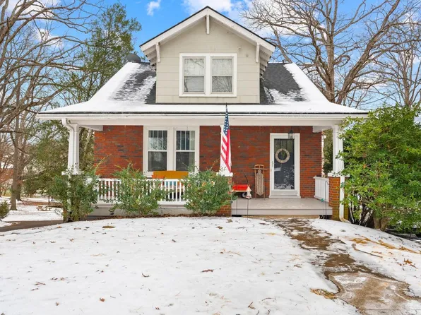 1311 Peaks St, Bedford, VA 24523