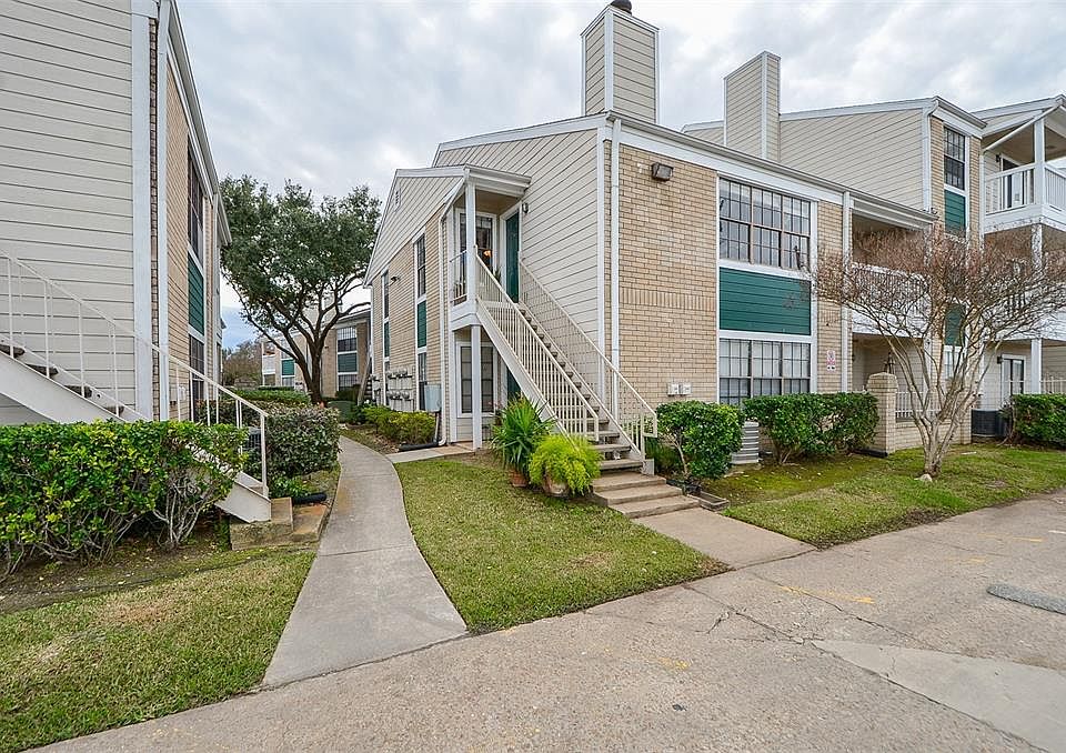 1st image of 12660 Ashford Point Dr APT 710
