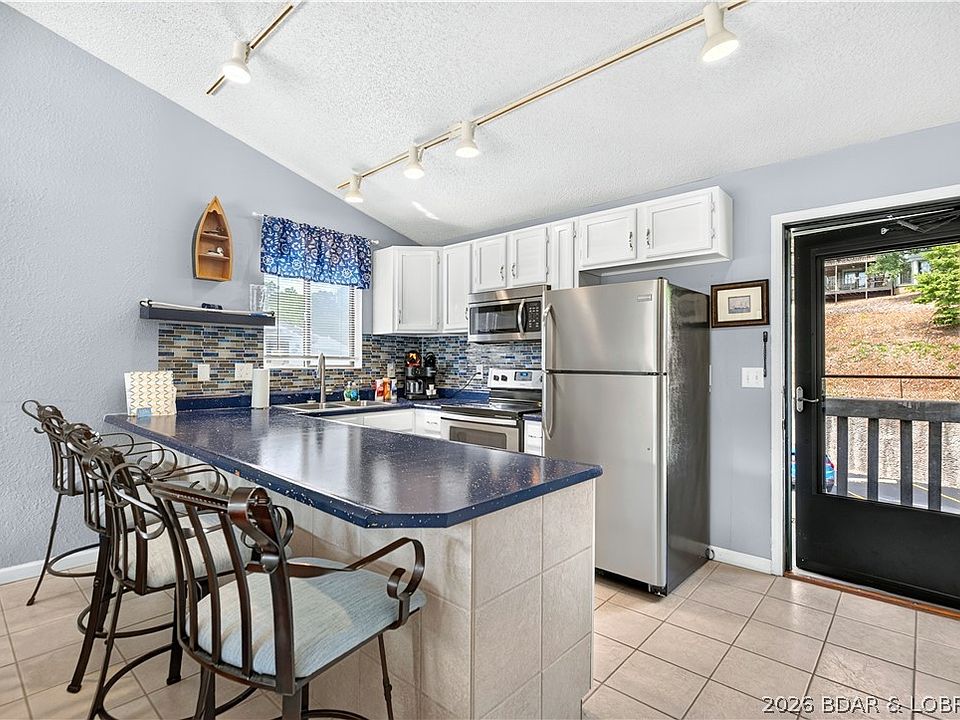 1st image of 103 Southwood Shores Pl #4D