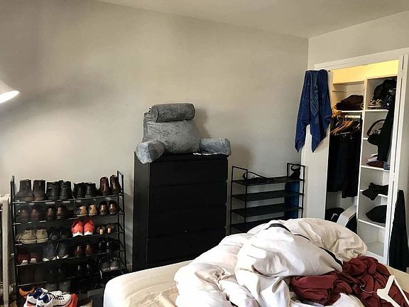 3rd image of 1138 31st Dr APT 3L