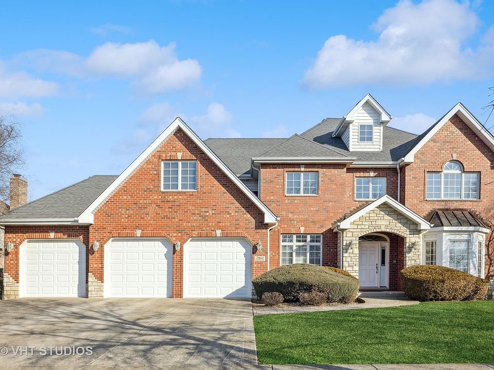 1st image of 7962 Pineview Ln