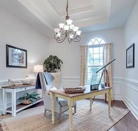 4th image of 598 Bristol Way