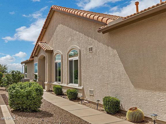 3rd image of 64465 E Wind Ridge Cir