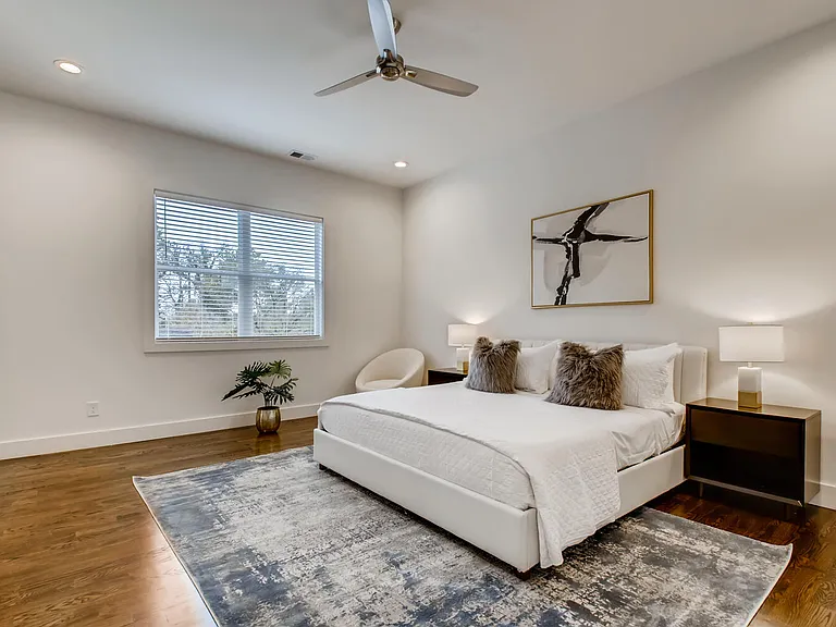 2708C Larmon Dr — Photo 13