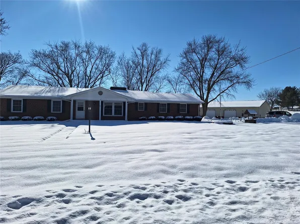 3300 N Moore School Rd, Troy, MO 63379