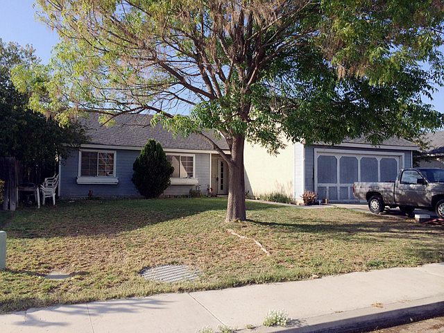2nd image of 1389 Waterford Ln