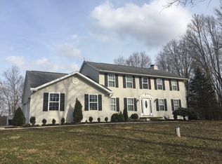 8180 Slate Ridge Dr, Dresden, OH 43821