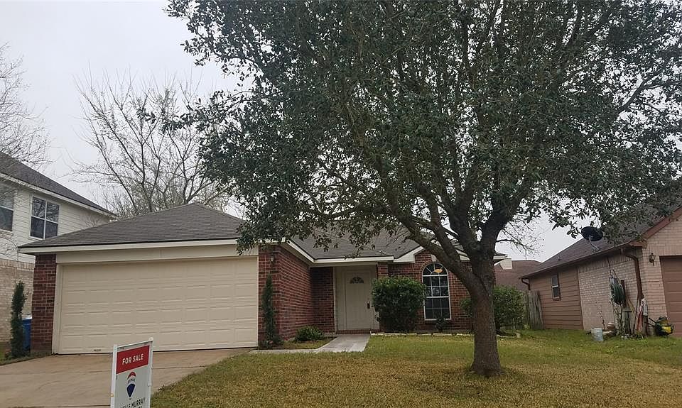 1st image of 34543 Parkview Dr