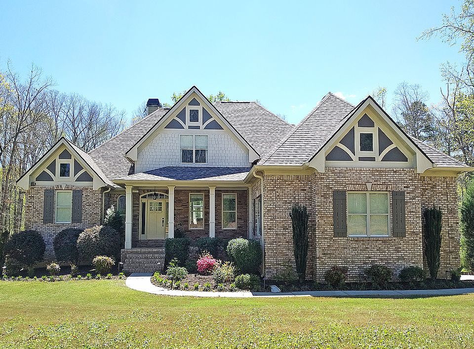 1st image of 45 Oak Forest Dr
