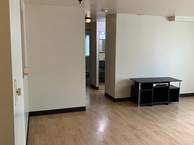 200 Highland Ave #101 — Photo 10