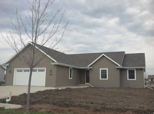 480 T Bird Dr, Fond Du Lac, WI 54935