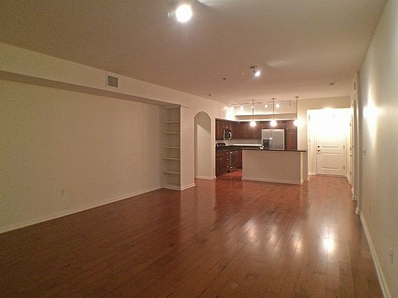 5th image of 665 Tennessee St APT 301