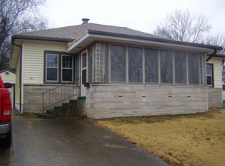 171 N Lewis St, Bloomfield, IN 47424
