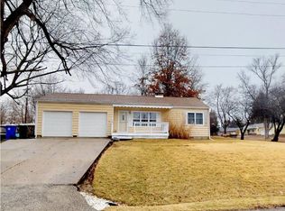 3260 E Prairie St, Decatur, IL 62521