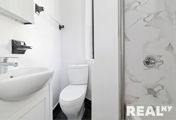 Rented by REAL New York | media 16