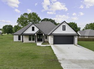 40 Whipperwill St, Ardmore, OK 73401