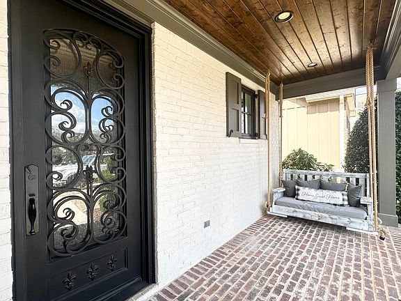 2nd image of 8935 Gentle Mist Cir