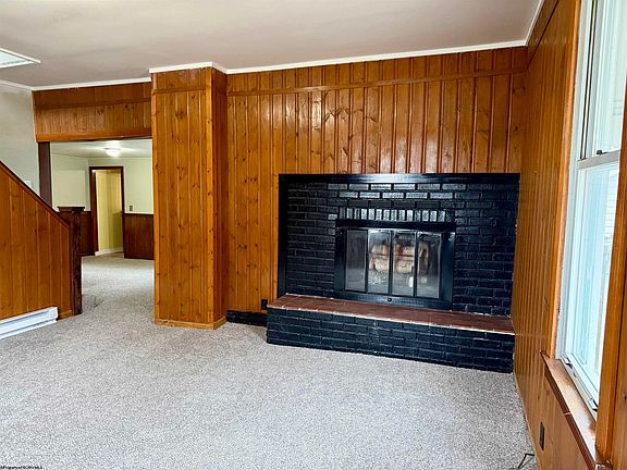 3rd image of 325 Morgantown St