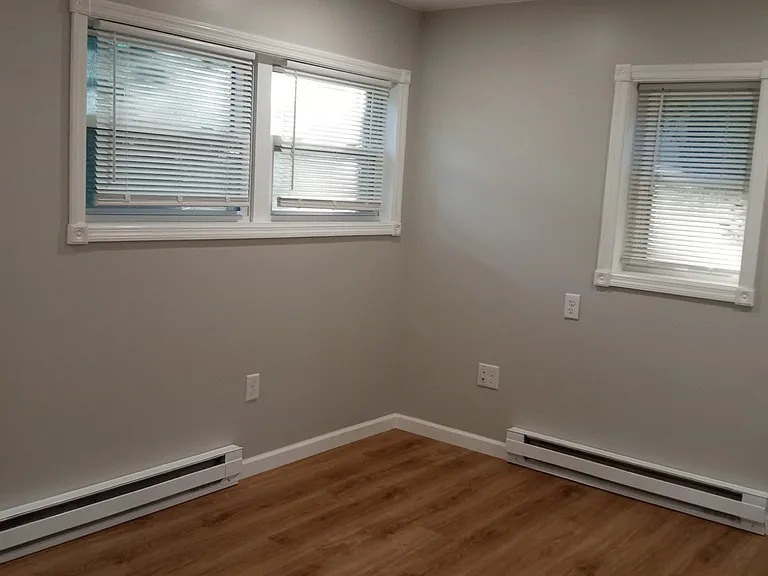 28246 Main St #1 — Photo 16