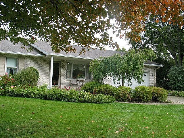 3621 Meadowview Drive