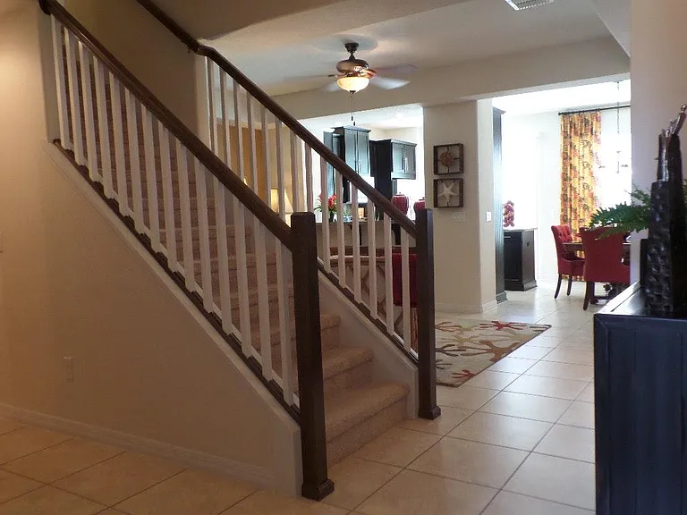 1029 Laurel Ridge Ln — Photo 3