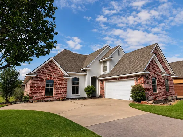 798 Dumaine Dr, Bossier City, LA 71111