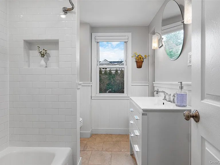 1001 Shore Acres Dr — Photo 12