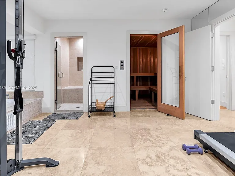 415 Rovino Ave — Photo 59