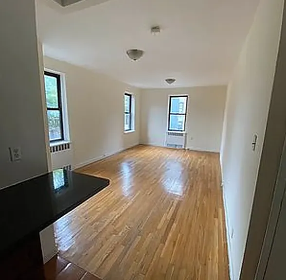 125 Christopher St #6A — Photo 1