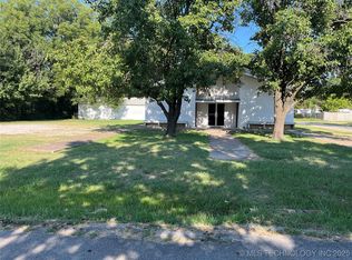 1205 N Griffin Ave, Okmulgee, OK 74447