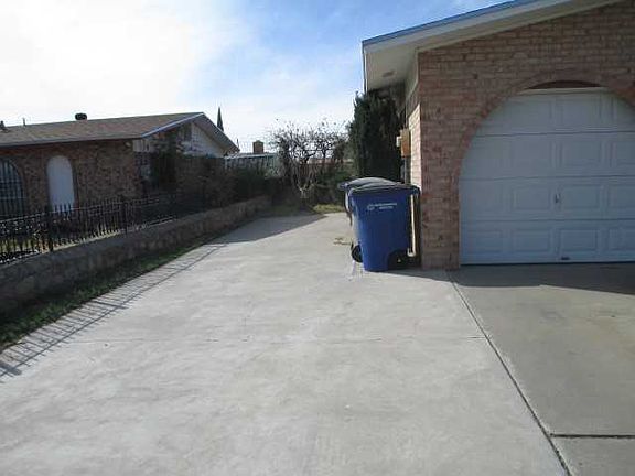 2nd image of 5104 Seguin Ct