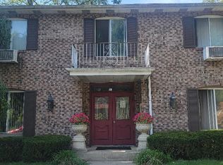 1741 Hillside Ave #2, Fort Wayne, IN 46805