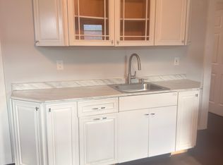 36-38 Chapel St #3, Springfield, MA 01109