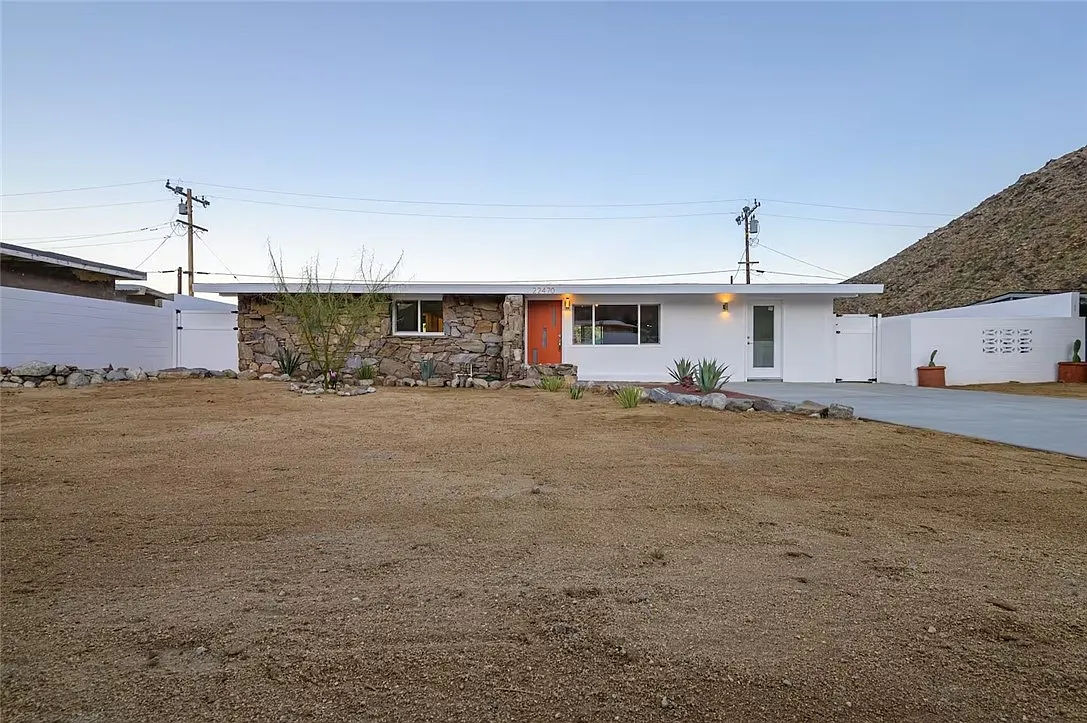4 bed, 1400 sqft, $2,600 — Photo 3