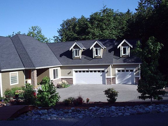 3rd image of 8795 SE McBreen Ln