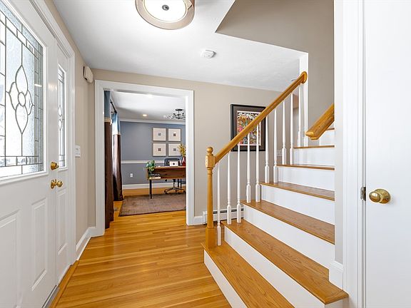 4th image of 60 Douglas Rd