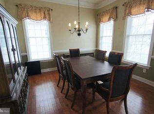 630 Regency Hills Dr, Collegeville, PA 19426