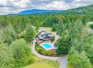 7255 Aulds Rd, Lantzville, BC V0R 2H0