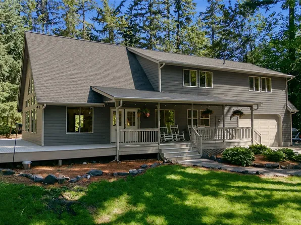 217 197th Avenue Ct E, Bonney Lake, WA 98391