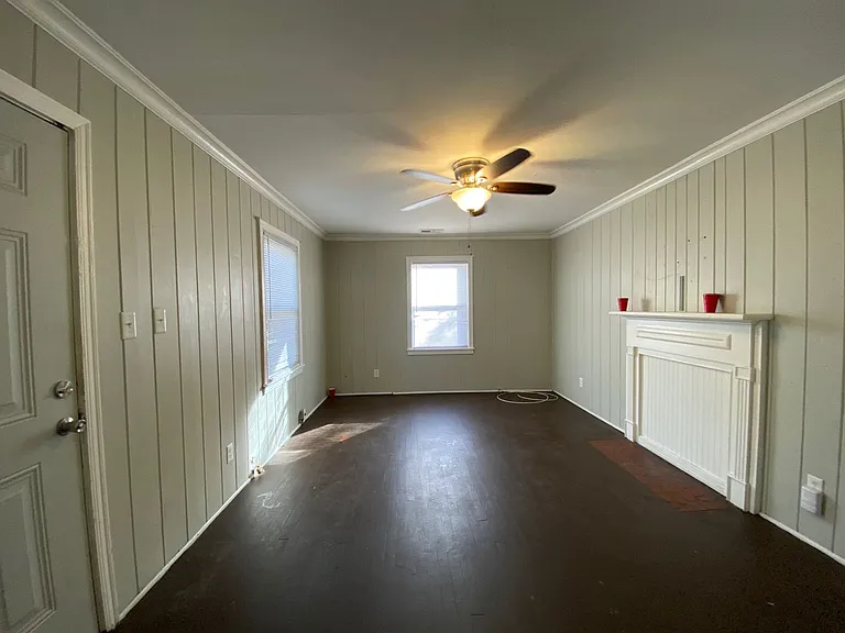 1425 Remount Rd — Photo 13