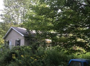 370 Sheer Rd, Averill Park, NY 12018