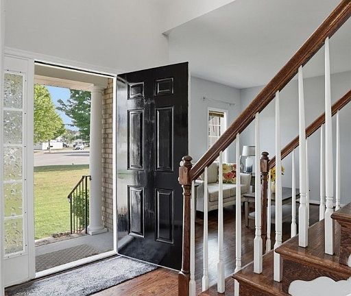 5th image of 2288 Thomas Kenney Dr