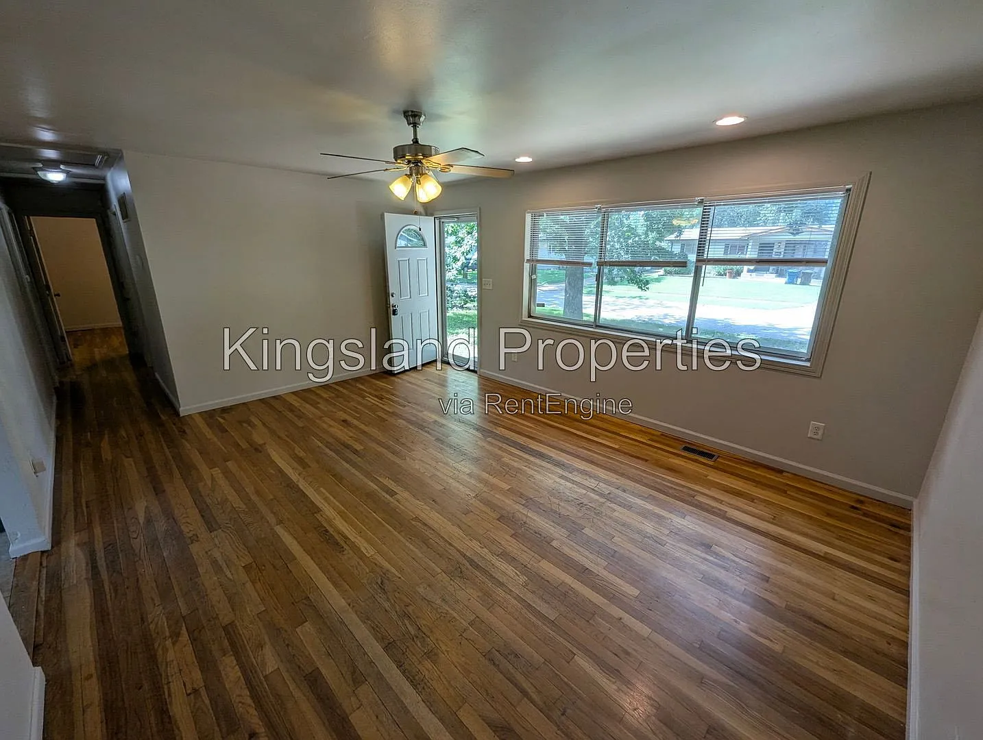 3 bed, 1.0 bath, 960 sqft, $1,500 — Photo 3