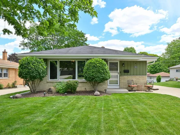 924 S 124th STREET, West Allis, WI 53214