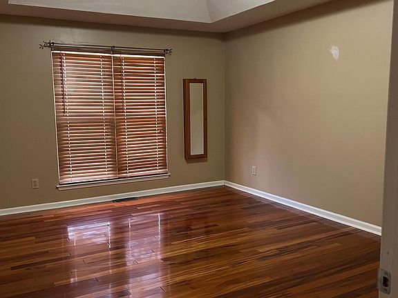 Upper level Master bedroom