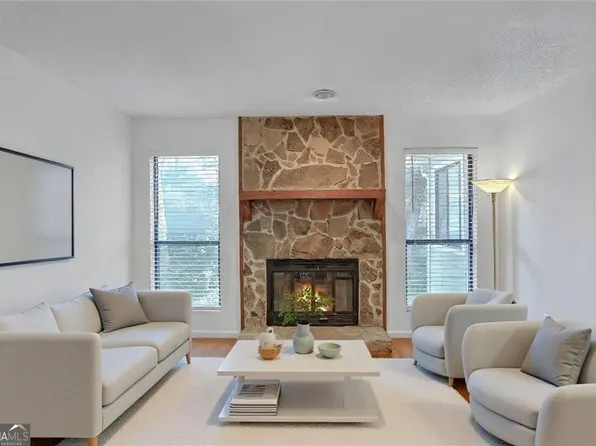 3445 Ivys Walk, Atlanta, GA 30340