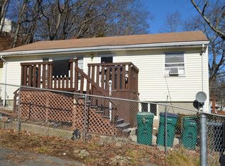 100 Cliff St, Lynn, MA 01905