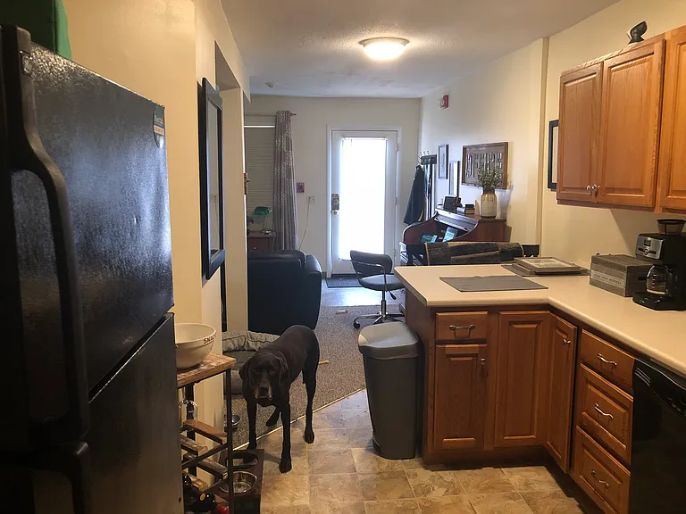 35B W Allen St #A — Photo 9