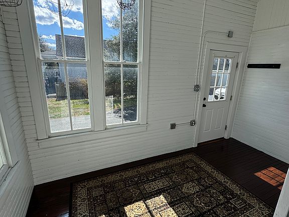 5th image of 109 S Pemberton Ave #109B